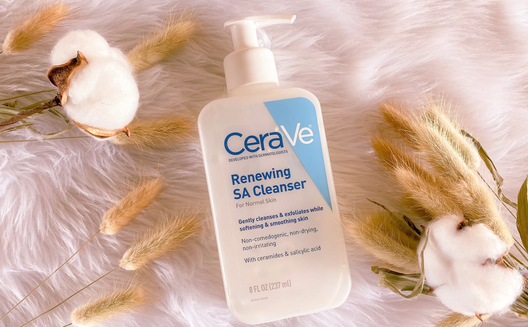 水楊酸在頭皮護理的應用：為何CeraVe潔膚露 (CeraVe SA Cleanser) 受到社群推崇？